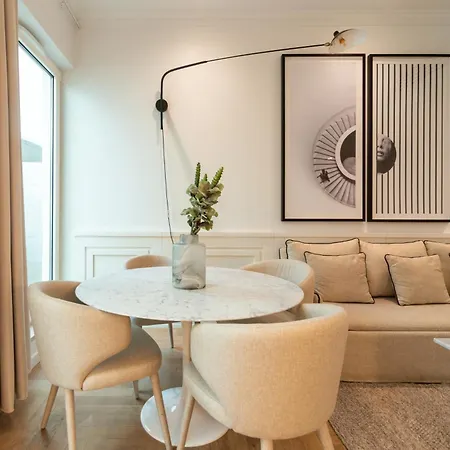 Apartmán The Boulevard By The Good Neighbour In