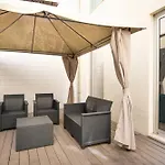 The Boulevard By The Good Neighbour In Appartement