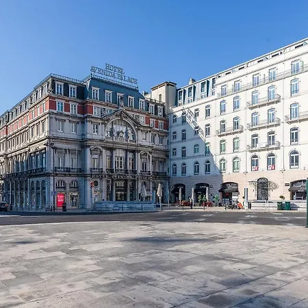 The Boulevard By The Good Neighbour In *