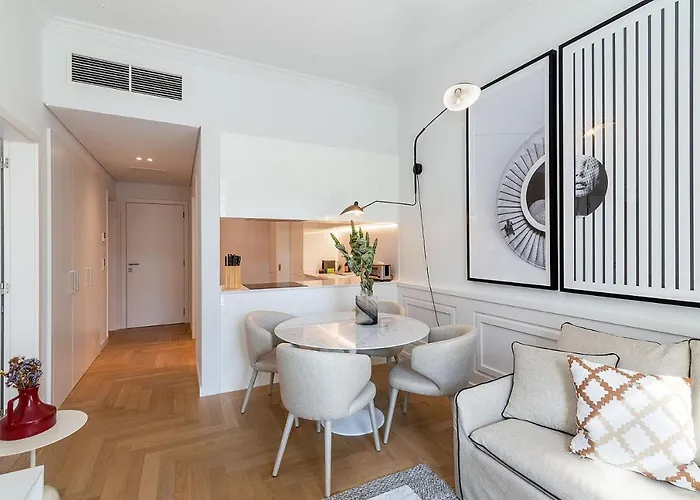 The Boulevard By The Good Neighbour In Lejlighed