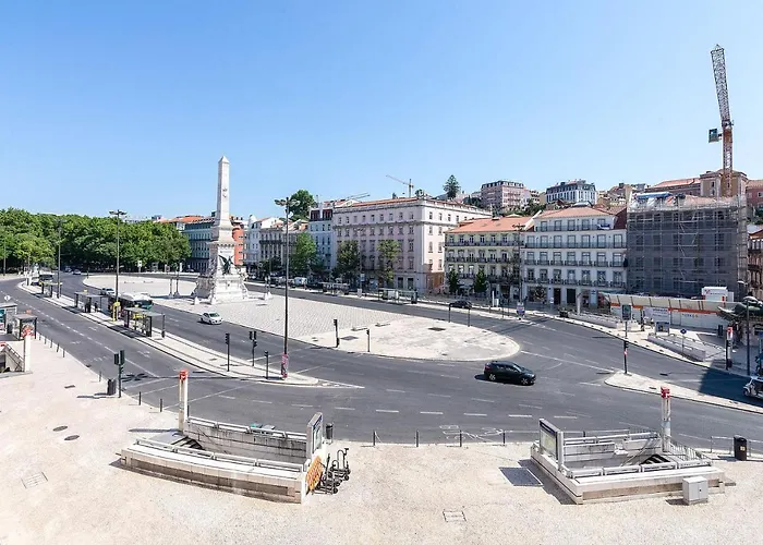 The Boulevard By The Good Neighbour In * Lissabon
